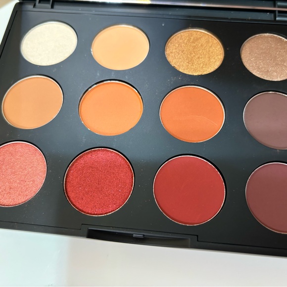 NIB Mac Flame-Boyant Pallette. Mac Art Library. - Picture 2 of 3